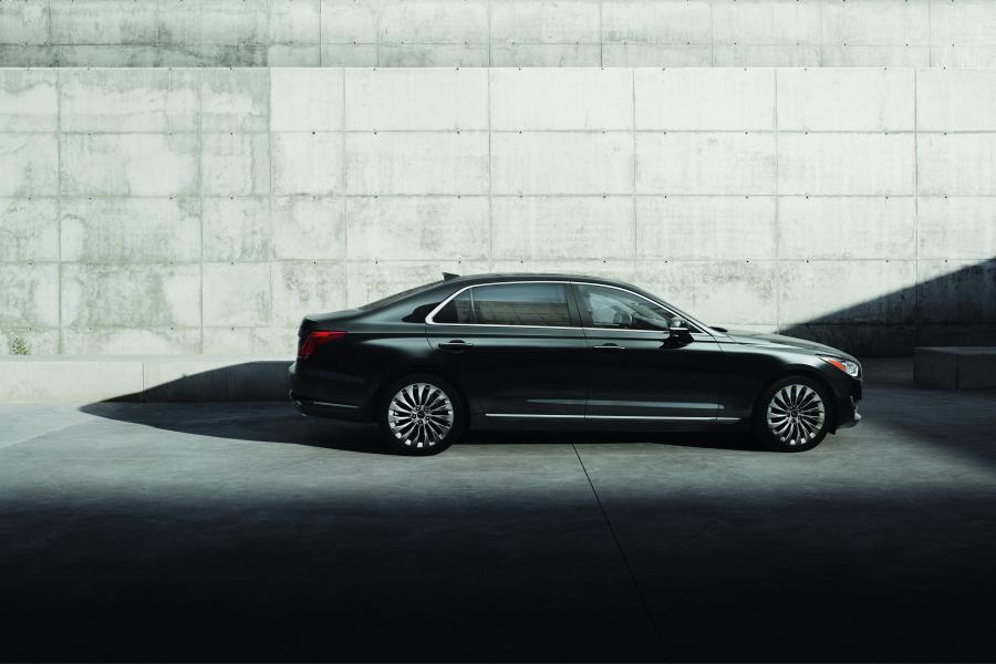  Genesis G90 (HI) 2016 года  (NA) (фото 18 из 60)